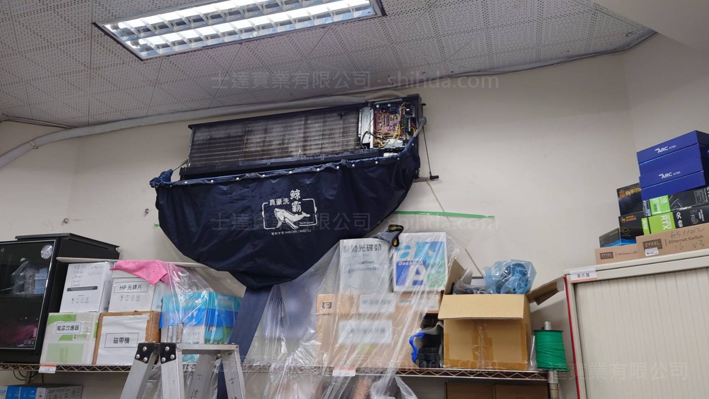 綜合大樓1樓 8.5kw 冷氣保養