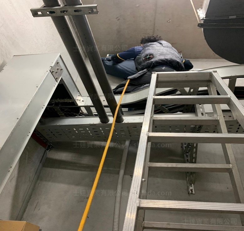 分離式冷氣室內機蒸發器清洗