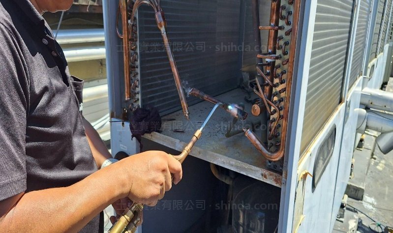 散熱鰭片連結配置